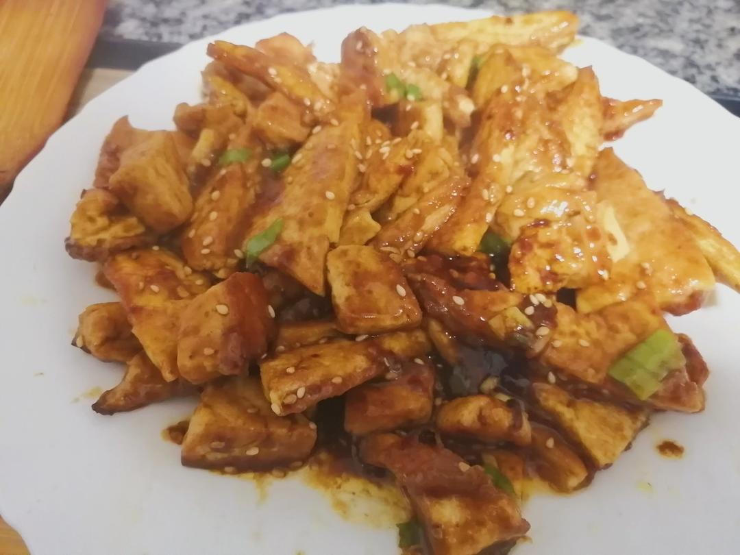 完胜路边摊：香煎孜然豆腐