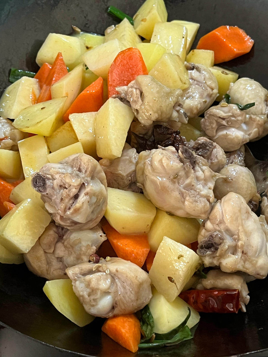 香辣土豆烧鸡块