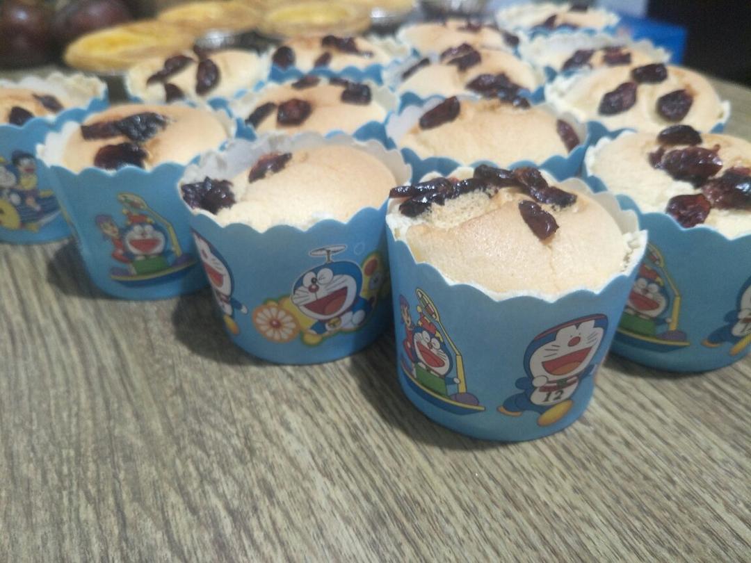 软绵绵戚风纸杯蛋糕