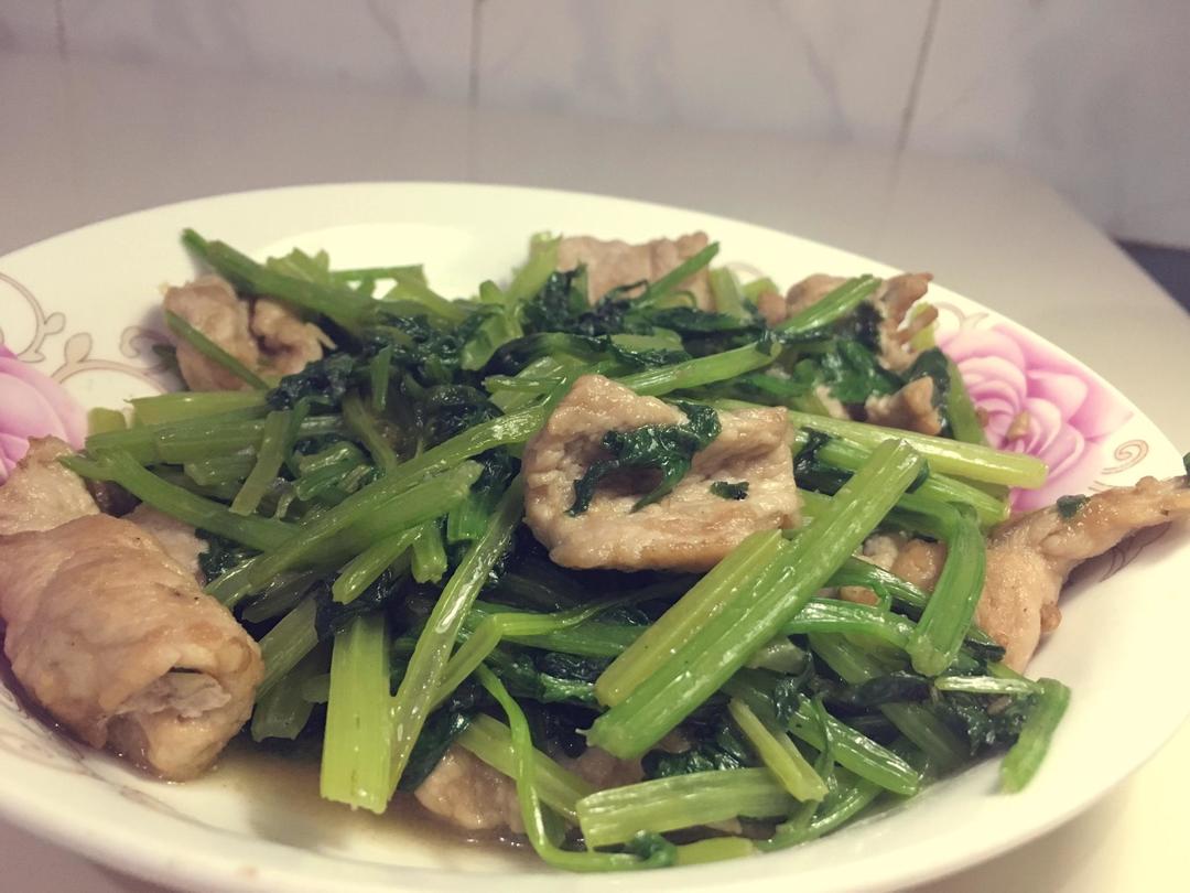 芹菜炒肉片