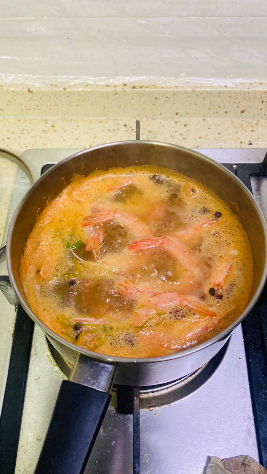 水煮虾（灵魂蘸料汁很关键哈😄）