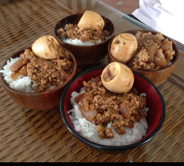 台式卤肉饭