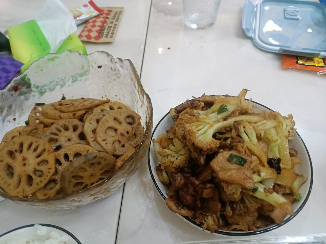 老丁的私房菜-干锅花菜