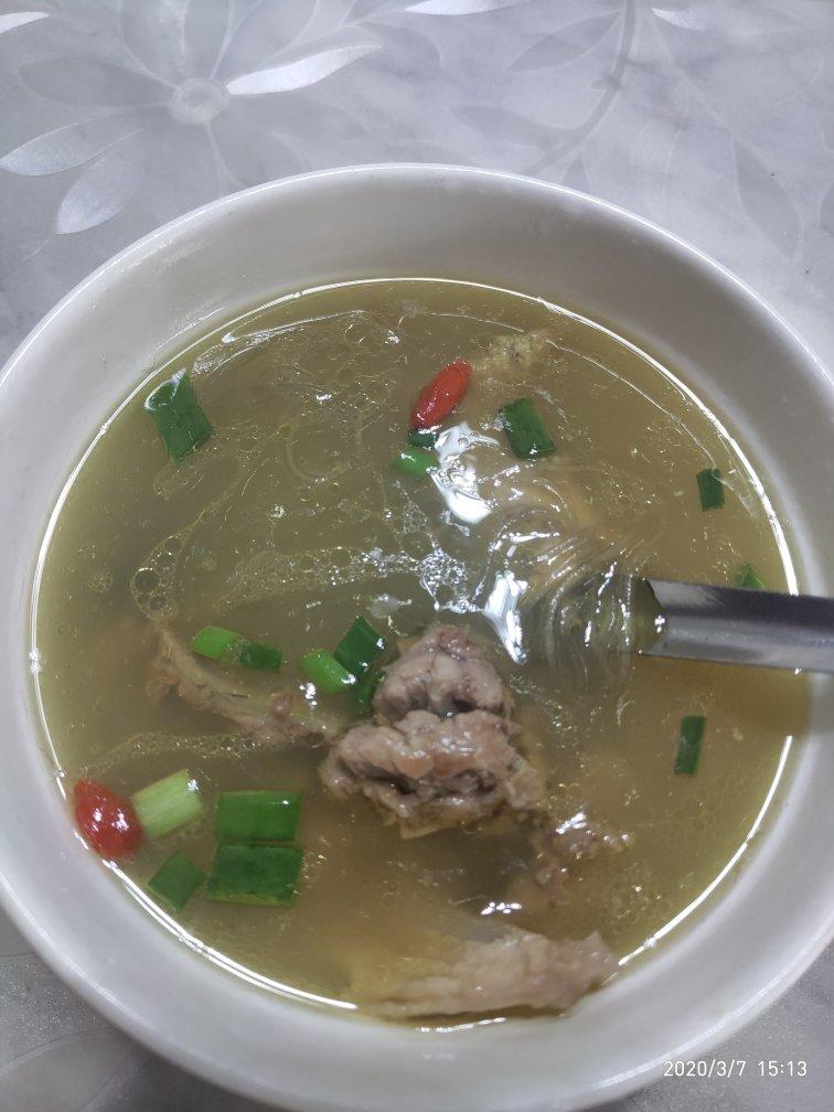 土鸡汤