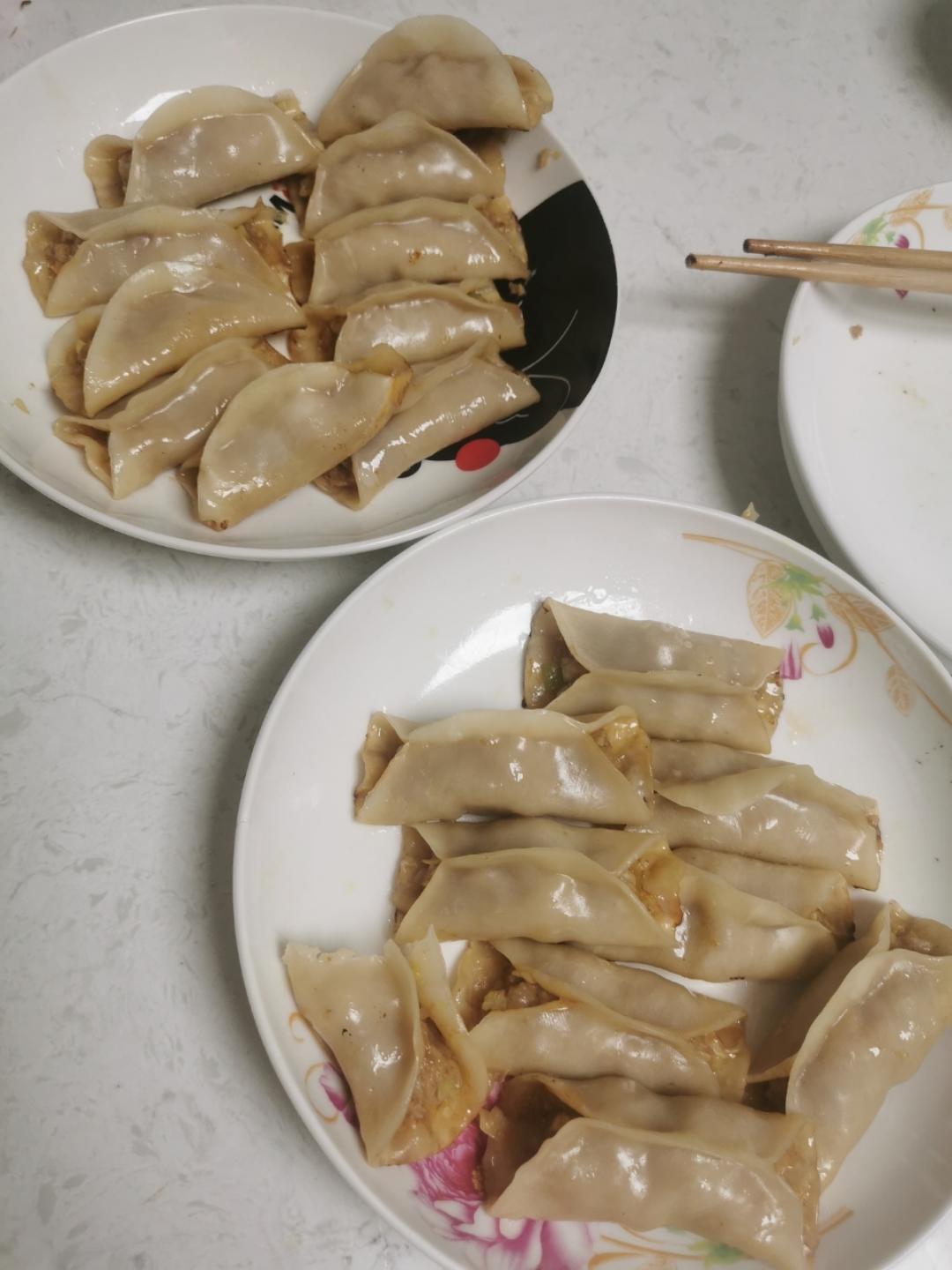 卷心菜锅贴