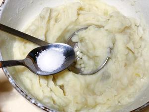 鸡汁土豆泥的两种做法（肯德基和西餐厅）的做法 步骤3