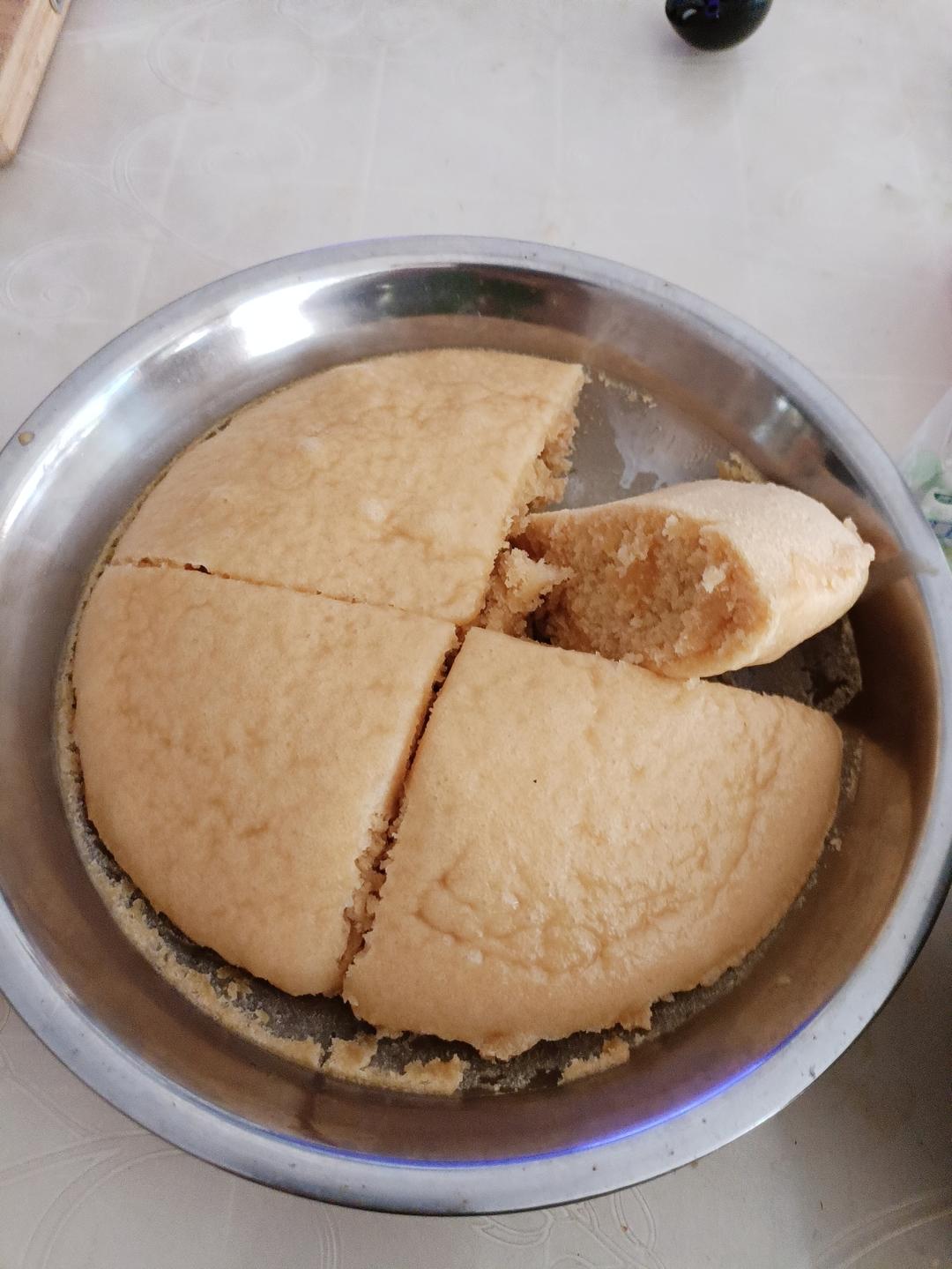 马拉糕，软糯弹韧，香甜细腻，和一般发糕不一样