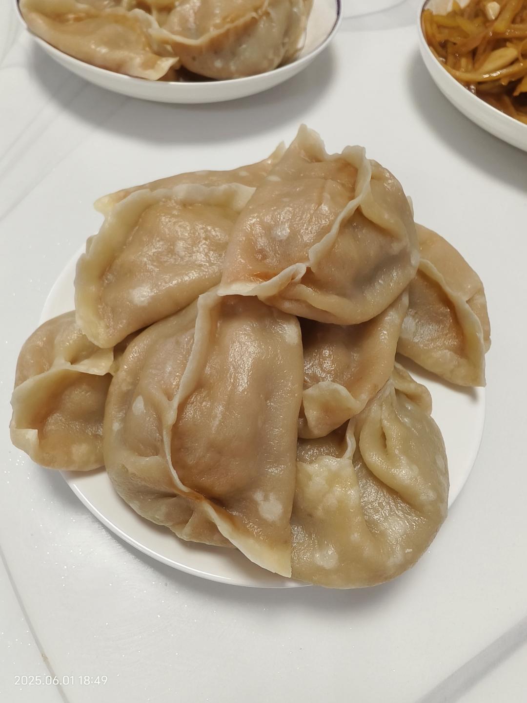 烫面小笼包（灌汤包，不用高汤，不用肉皮冻）