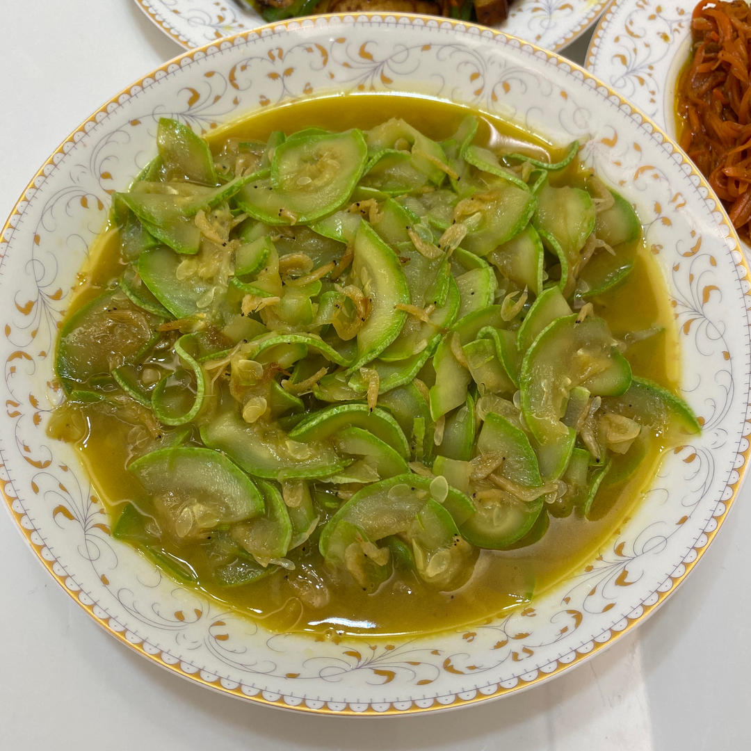 虾皮炝西葫 补钙神器