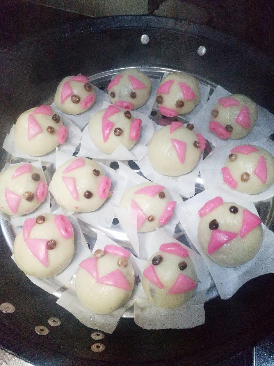 可爱的小猪豆沙包