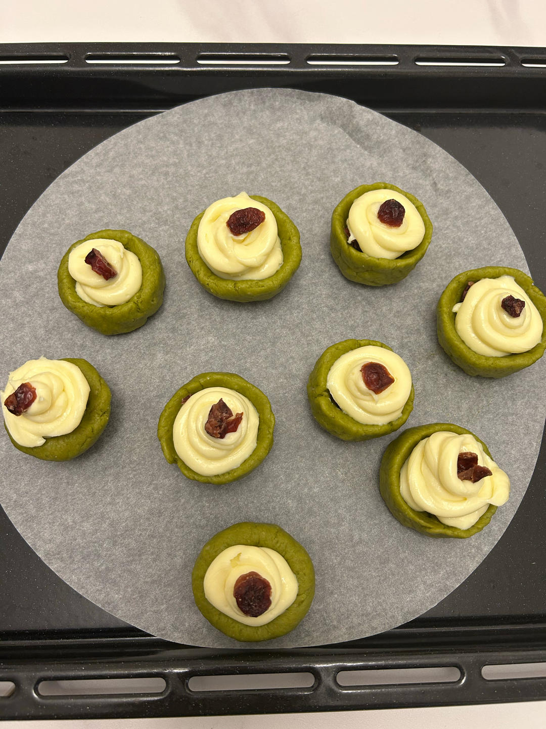 有手就能做～超火🔥『冰乳酪抹茶司康』