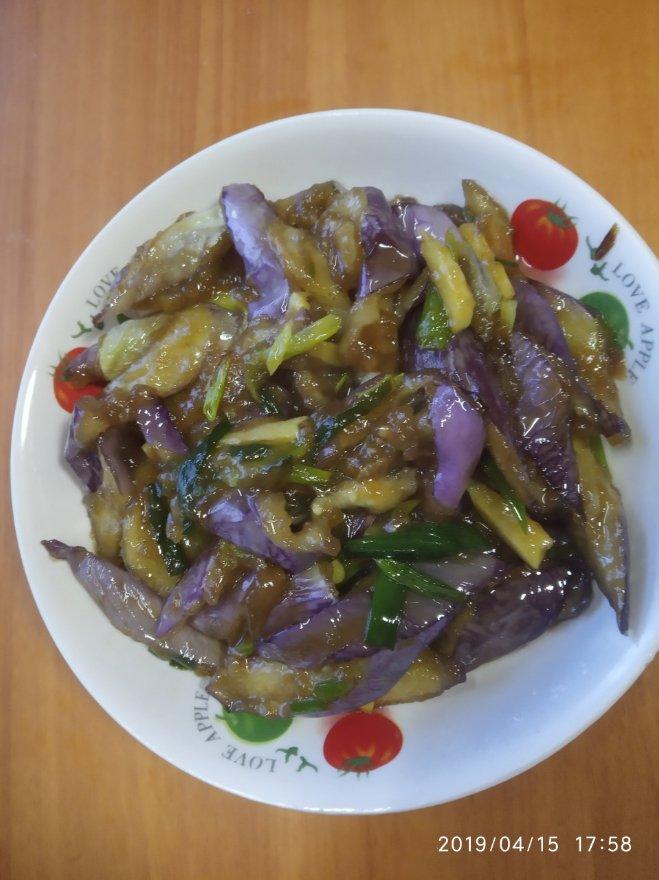 厨师长教你：“风味茄子”的家常做法，外酥里嫩味道很赞，收藏了