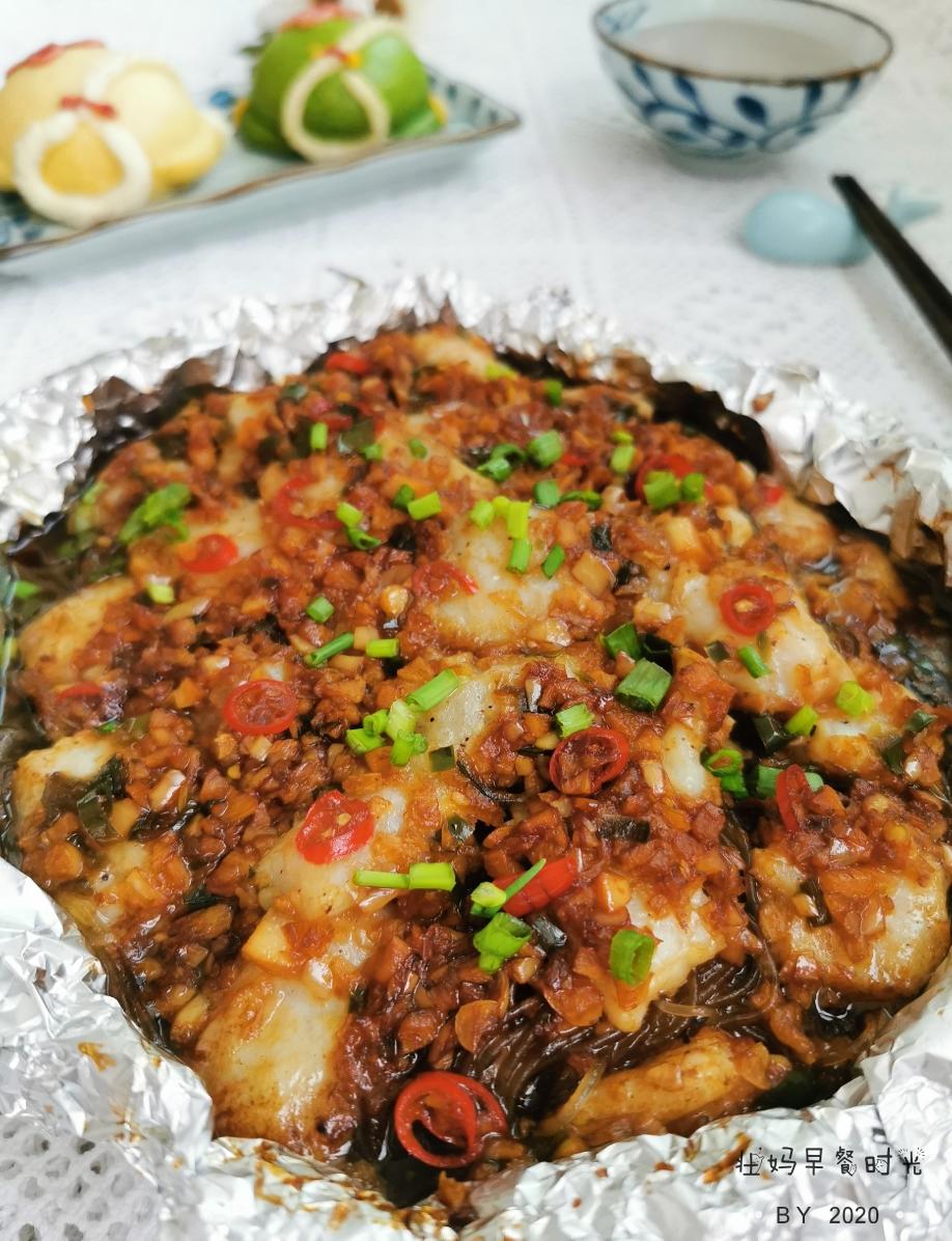 蒜香粉丝烤龙利鱼