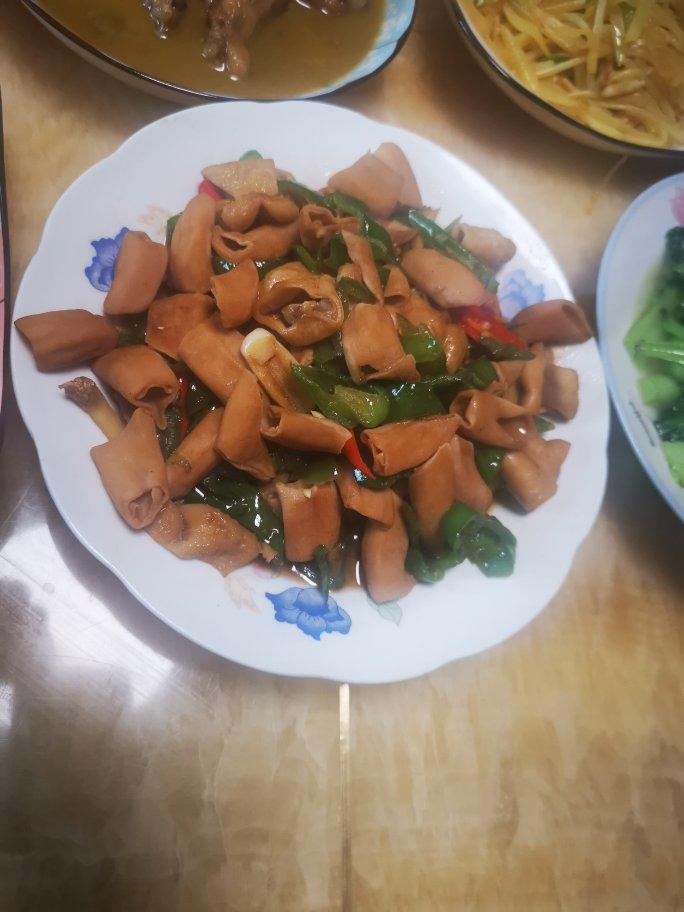 超级香喷喷，不容错过的～红烧肥肠！！！！