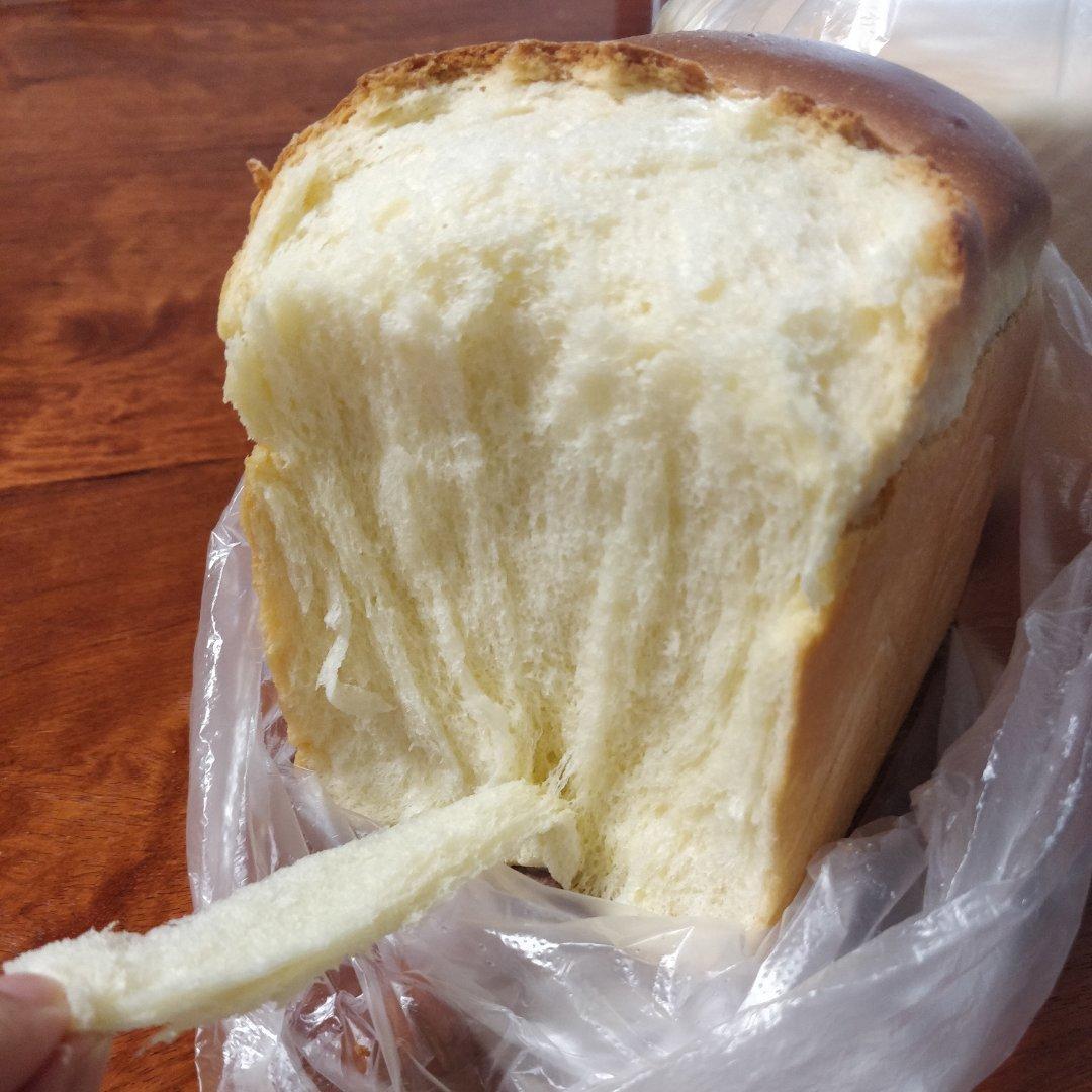 吐司，奶香手撕面包，超级香浓