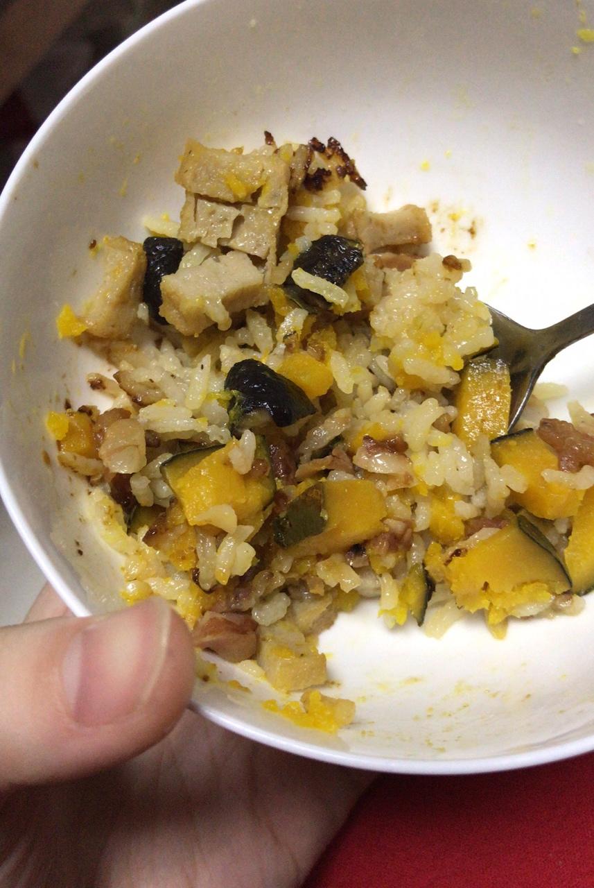美味到不行的南瓜饭