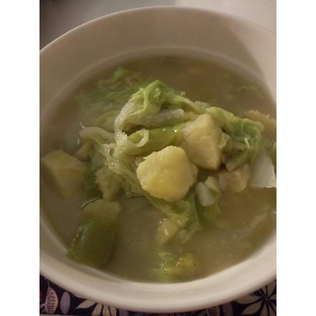 迷迭香：土豆茄子白菜煲