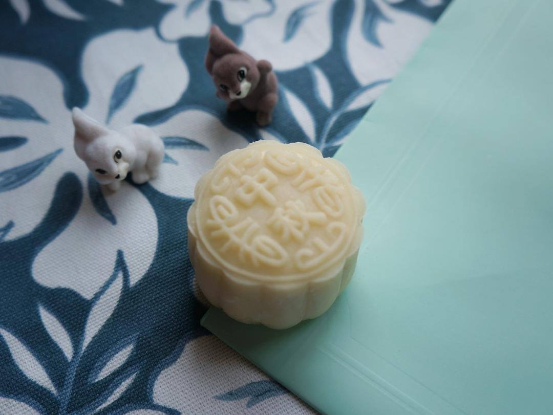 超越香港大班紫薯冰皮月饼