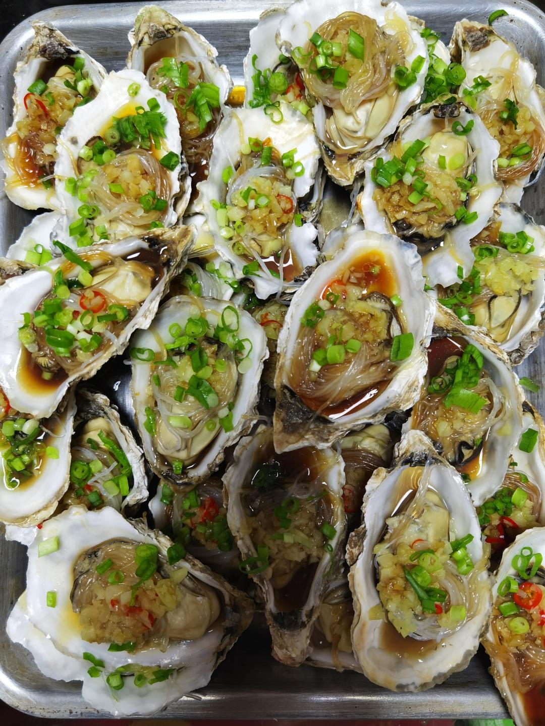 蒜蓉粉丝蒸生蚝
