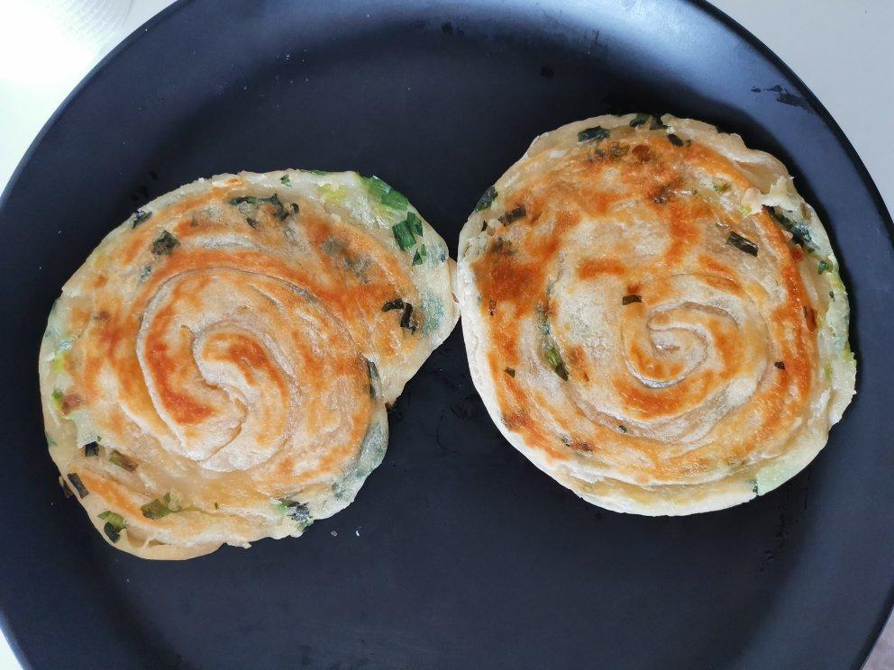 葱油饼（附外酥里嫩的技巧）