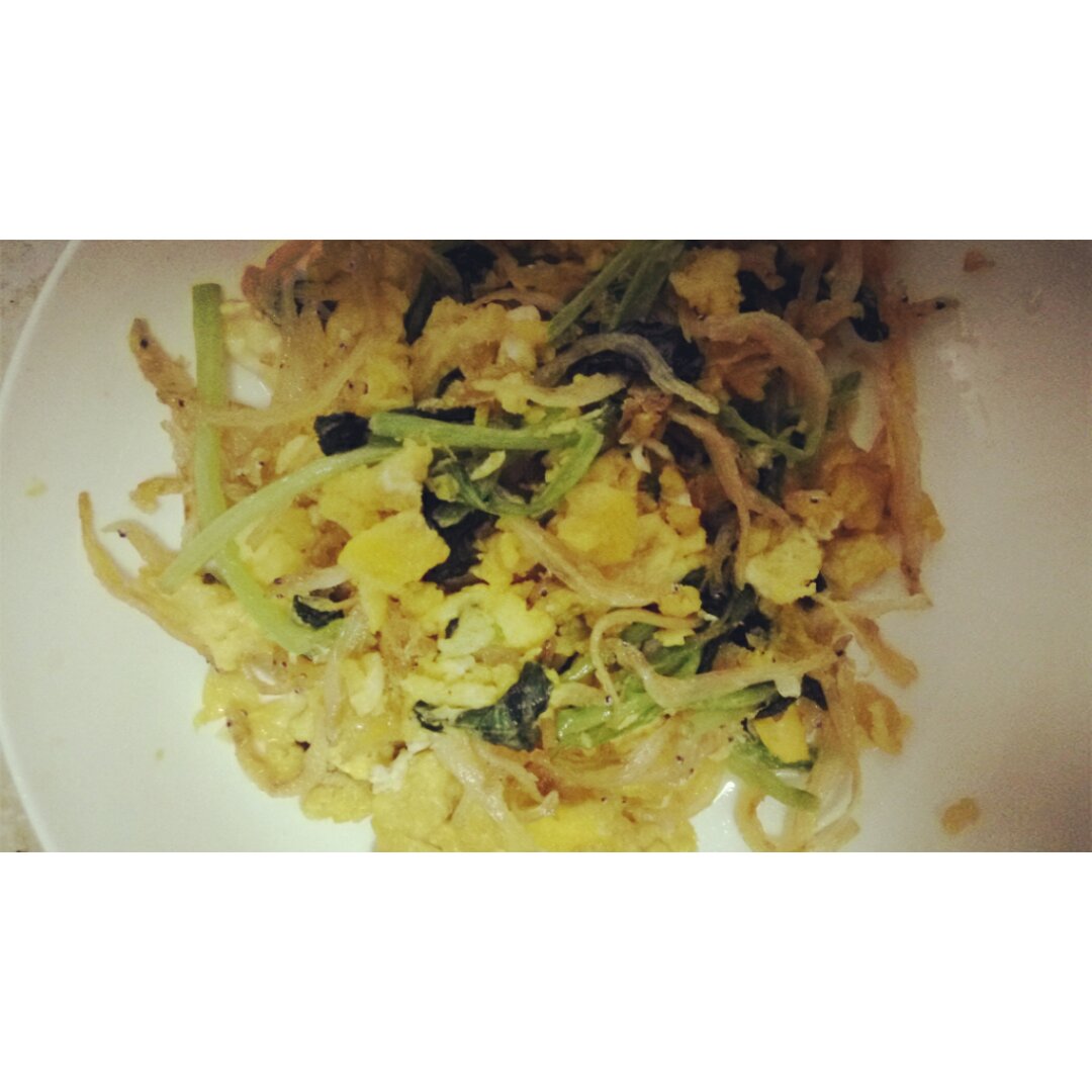 银鱼炒蛋