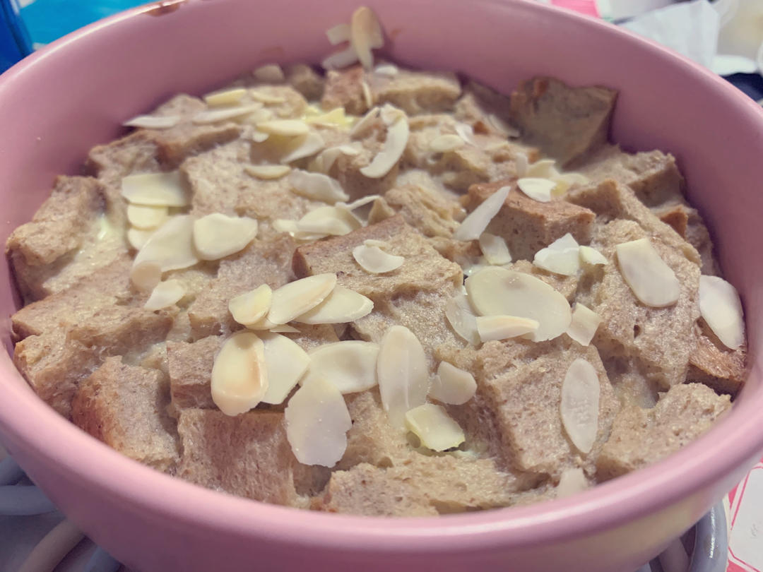 牛奶吐司鸡蛋布丁（失败吐司的归处）
