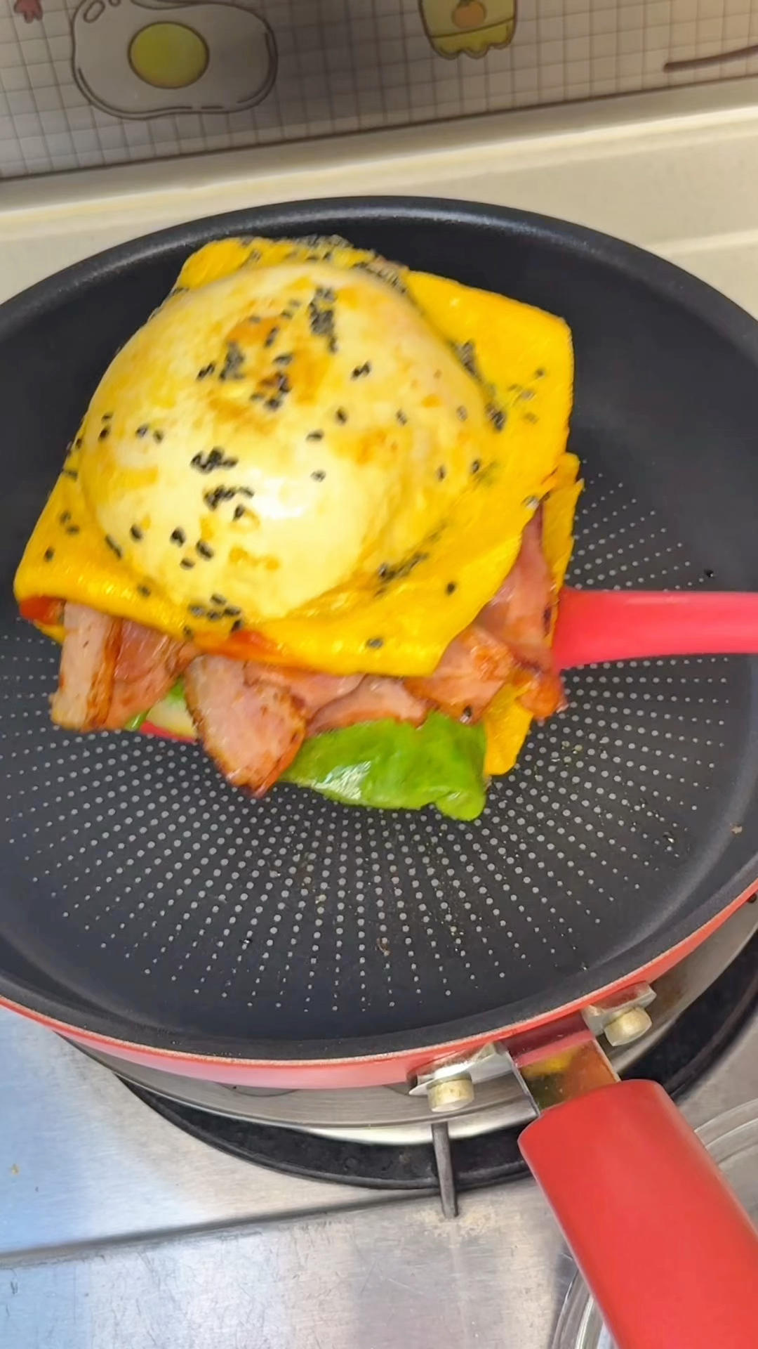 早餐像我这样做，比外面买的汉堡还要好吃又健康，每个孩子都爱吃