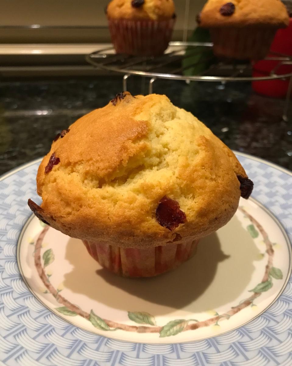 10分钟搞定的蓝莓麦芬，顶着大大的蘑菇头~