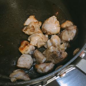 白胡椒鸡腿肉的做法 步骤4