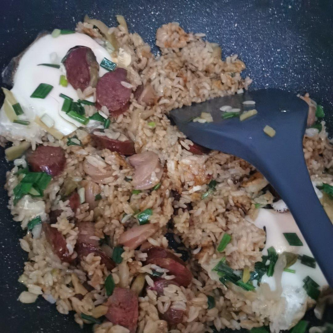 香肠煲仔饭
