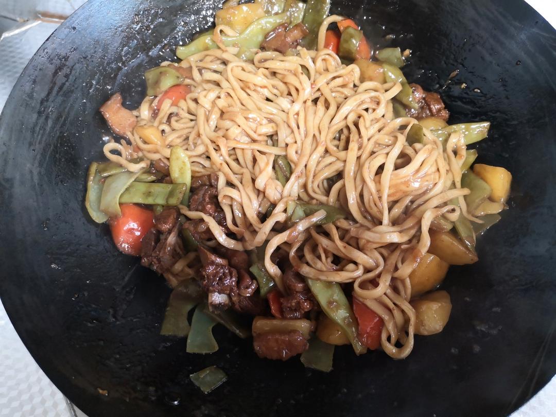 豆角焖面