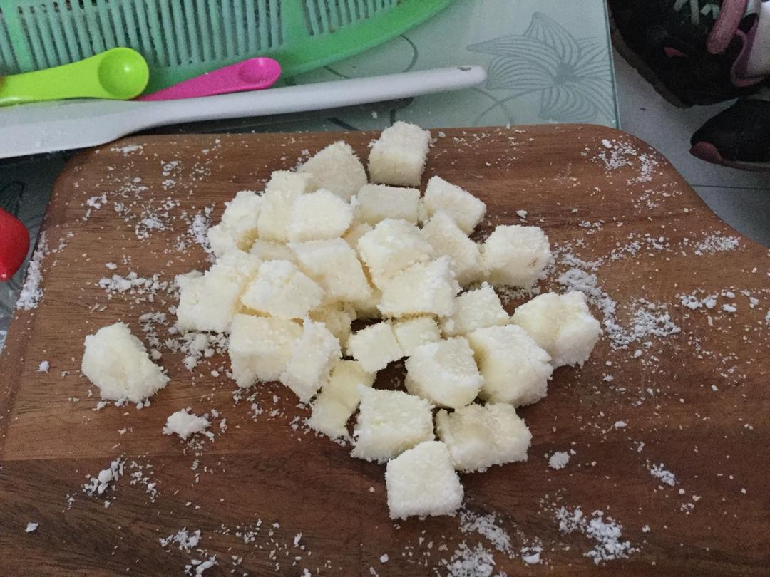 【甜蜜工坊】椰丝牛奶小方糕