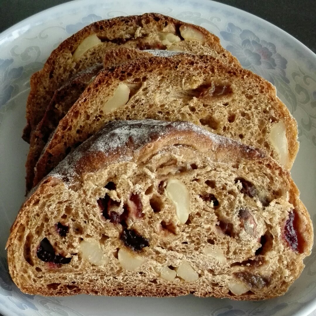 黑麦核桃红糖面包