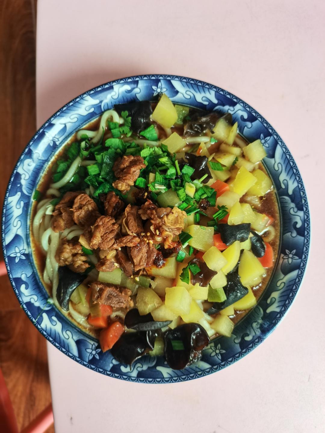 红烧牛肉面