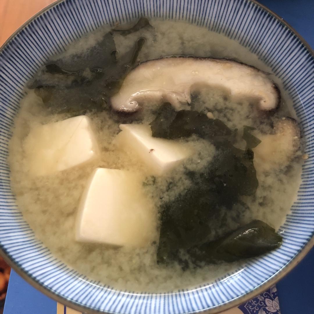 日本的国汤—味噌汤（简单、正确的做法）