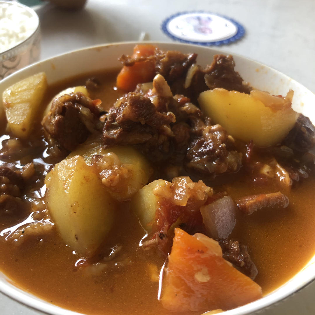 番茄土豆炖牛腩