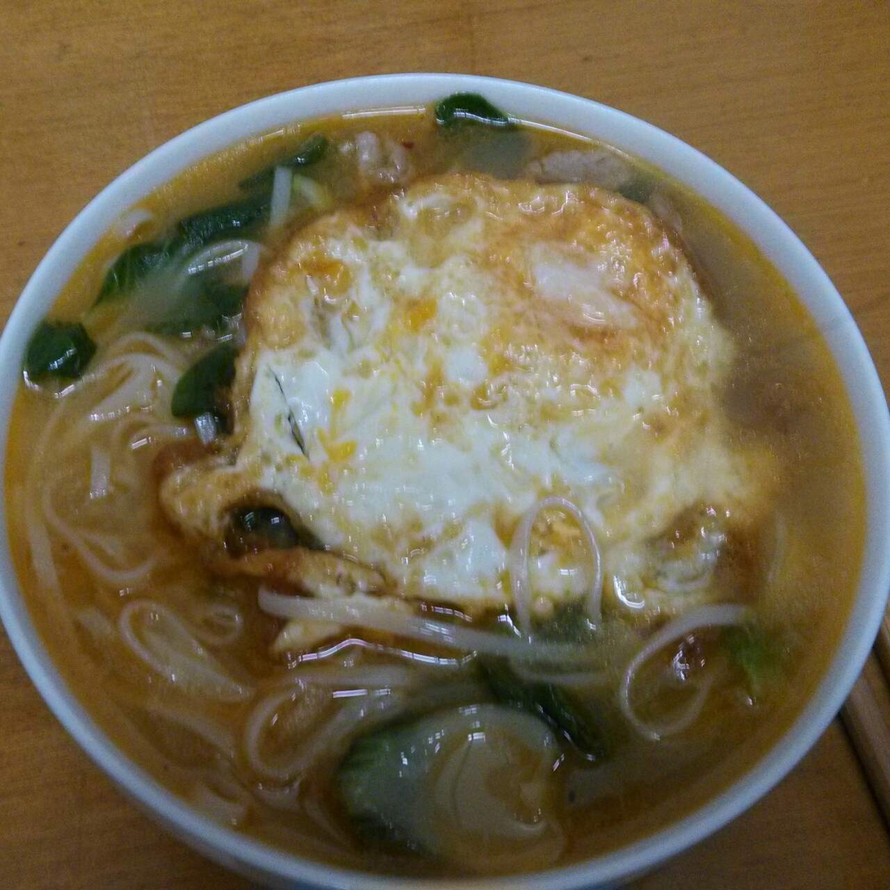 青菜鸡蛋方便面