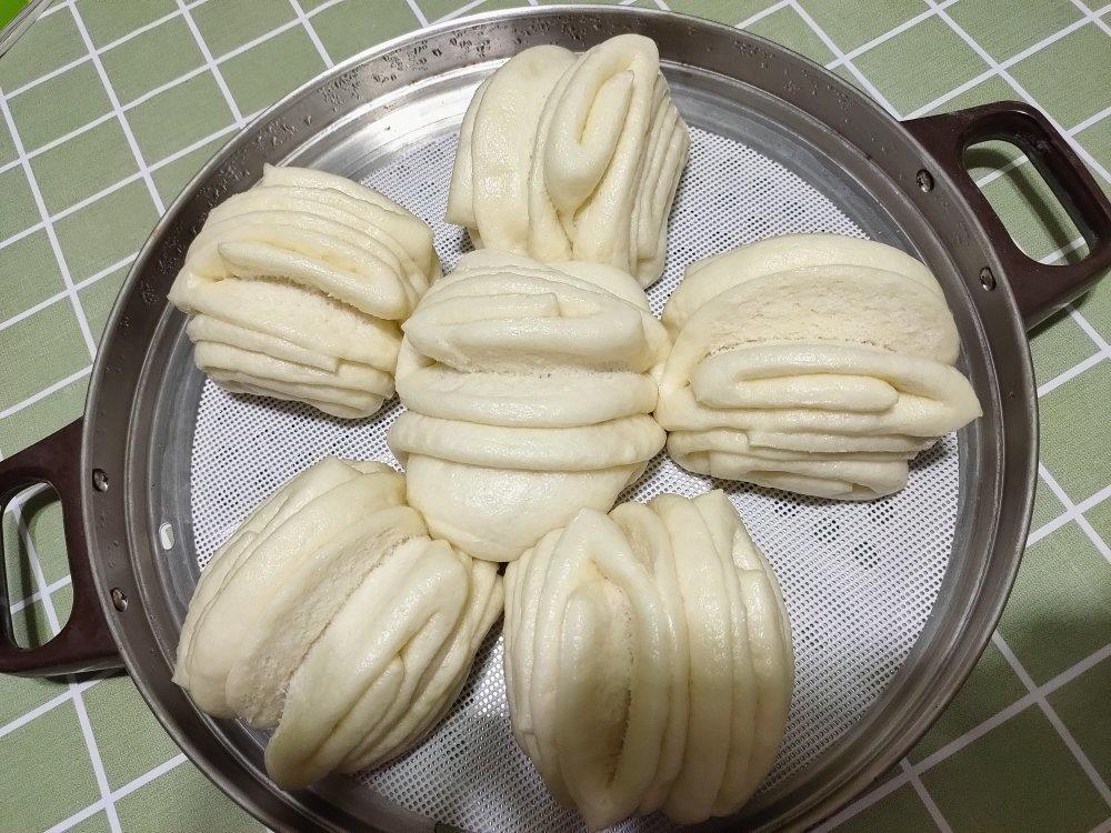 快手发面大花卷（含和面、揉面手法）