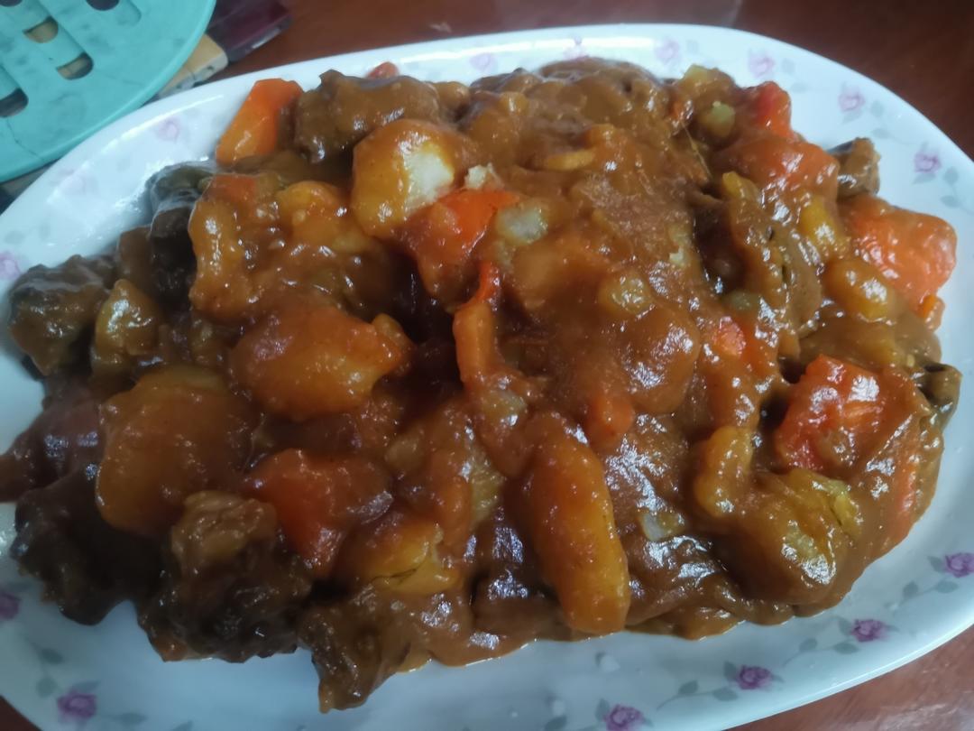 吃一口就爱上的咖喱牛肉/牛腩