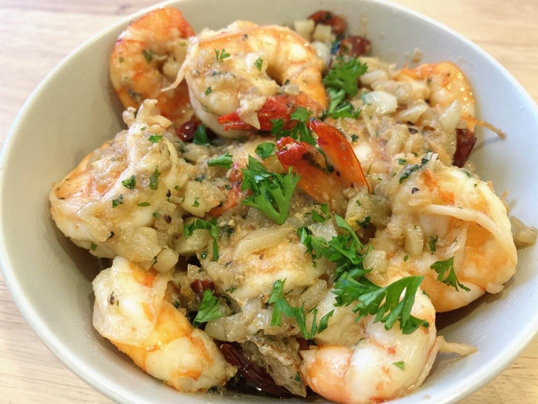 西班牙蒜香橄榄油煮虾