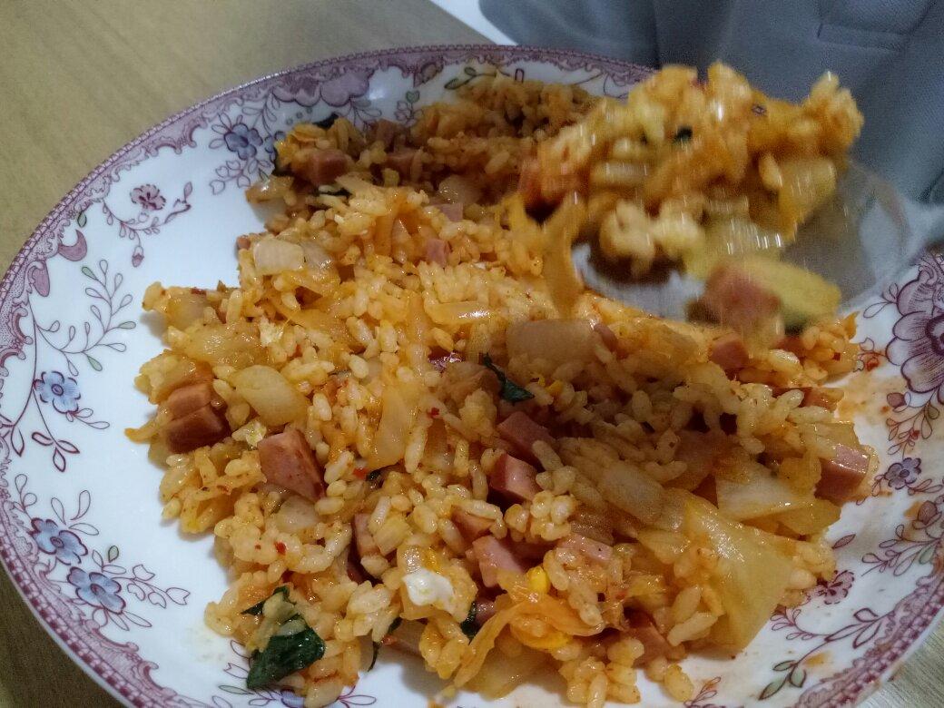 韩式辣白菜炒饭