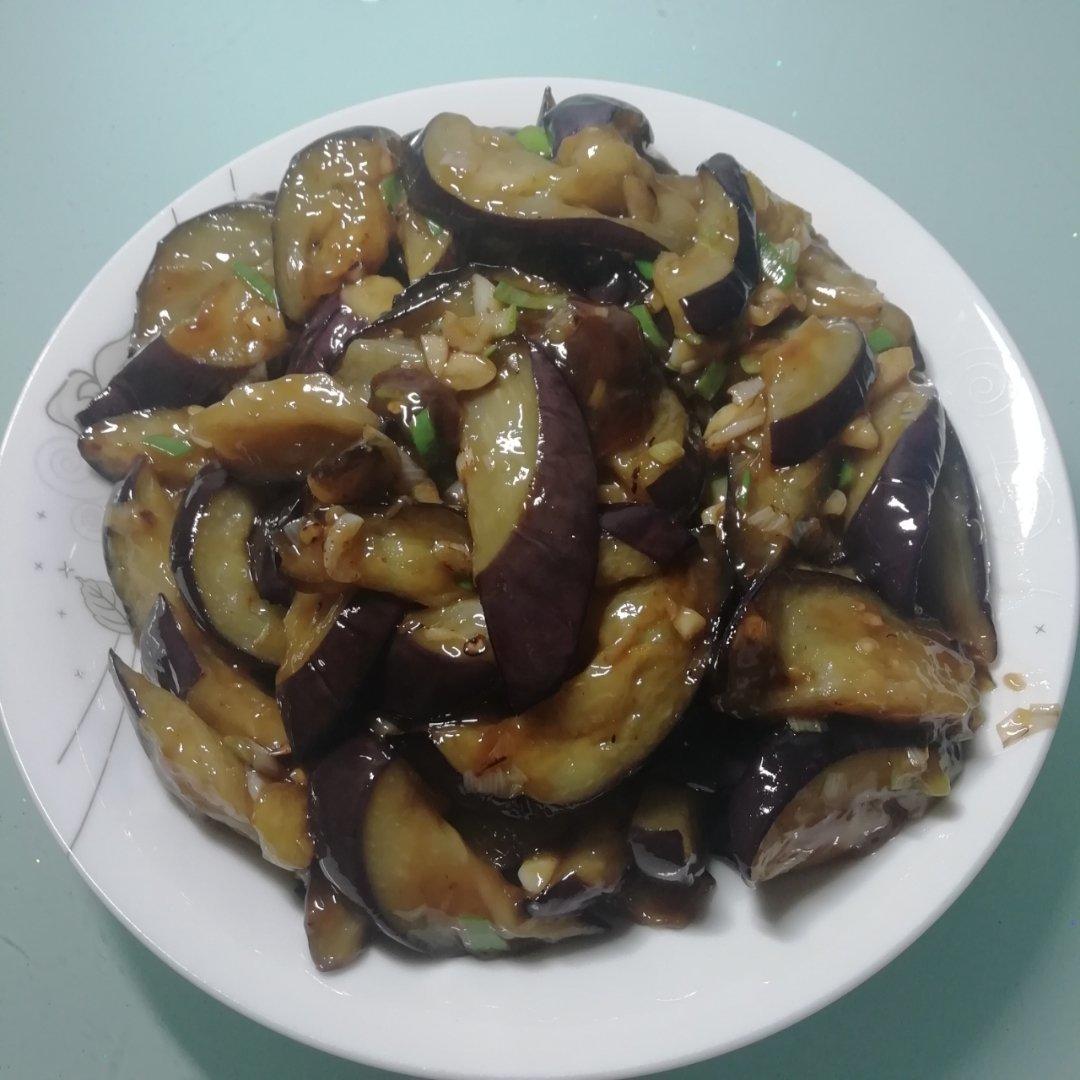 厨师长教你：“风味茄子”的家常做法，外酥里嫩味道很赞，收藏了