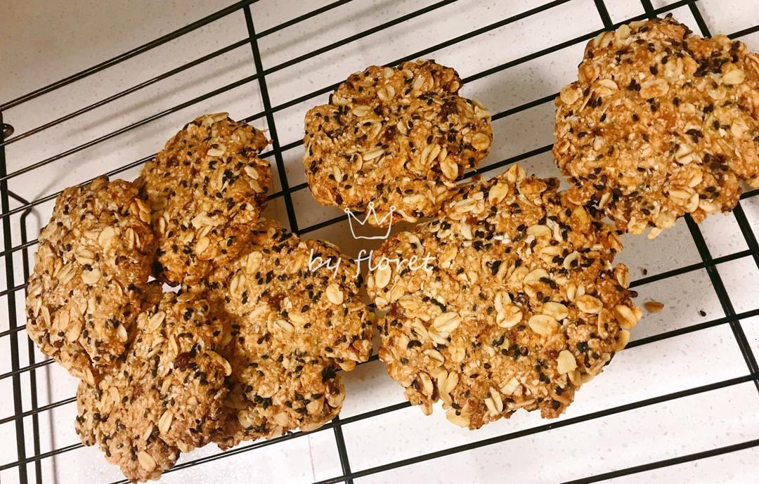 素食:有机燕麦芝麻大饼干