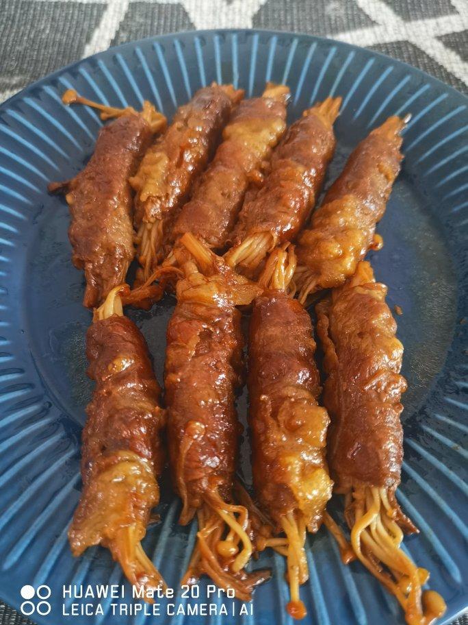 超级下饭的金针菇牛肉卷
