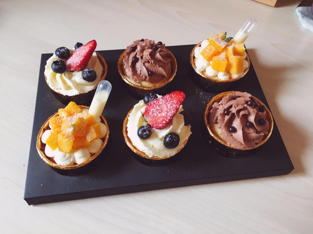 不回缩杯子蛋糕cupcake
