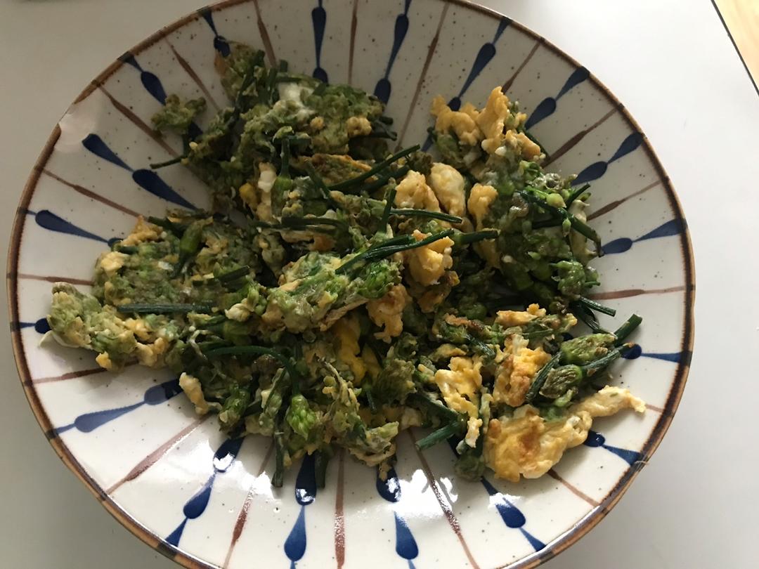 韭菜花炒鸡蛋