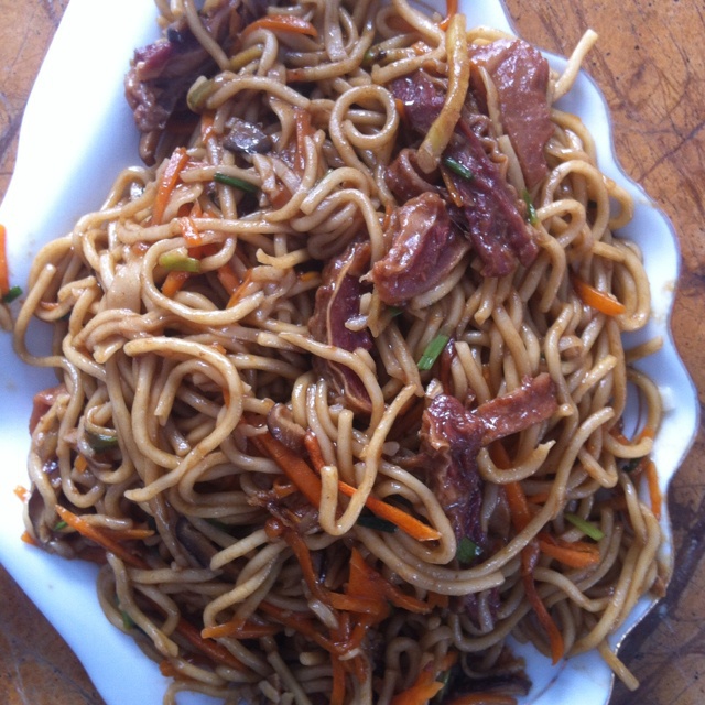 黑椒牛柳炒意面