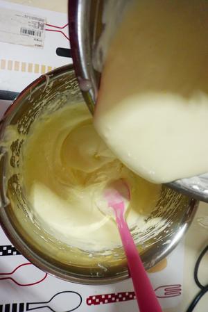 🍓草莓酸奶奶油奶酪蛋糕🍰的做法 步骤12