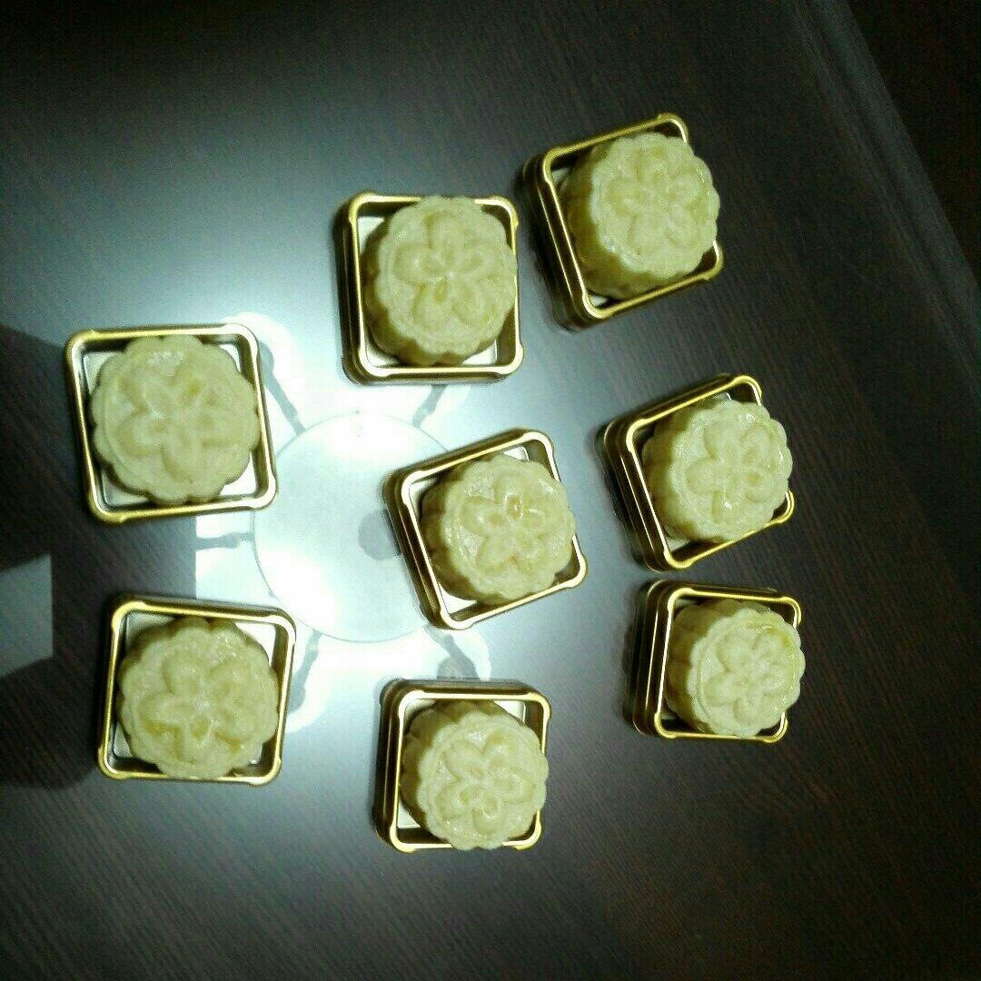 超详细图解版--流心奶黄月饼