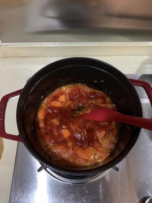 珐琅锅番茄海鲜什锦锅的做法 步骤5